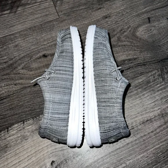 Hey Dude Wally Youth Linen Shoes - Picture 8 of 10